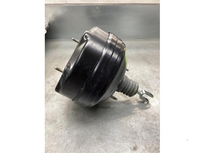 Usagé Servo frein BMW 1 serie (F20) 125i 2.0 16V Prix € 75,00 Règlement à la marge proposé par Gebr Opdam B.V.