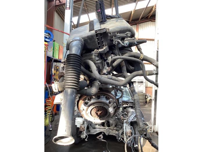Engine from a Toyota Yaris II (P9) 1.3 16V VVT-i 2009