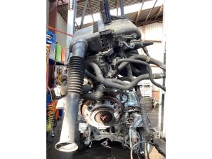 Engine from a Toyota Yaris II (P9) 1.3 16V VVT-i 2009
