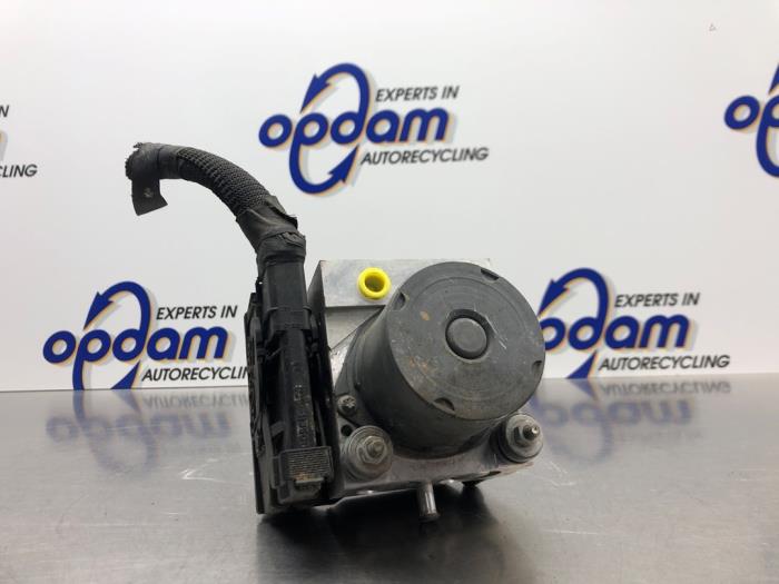 Gebrauchte ABS Pumpe Alfa Romeo 147 (937) 1.6 Twin Spark 16V Preis € 68,00 Margenregelung angeboten von Gebr Opdam B.V.