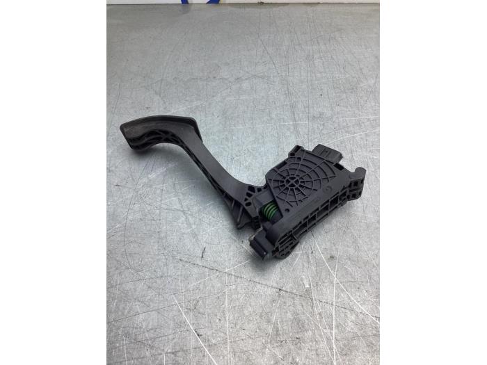 Begagnade Gaspedalsensor Volkswagen Polo VI (AW1) 1.0 12V BlueMotion Technology Pris € 35,00 Marginaltabell erbjuds av Gebr Opdam B.V.