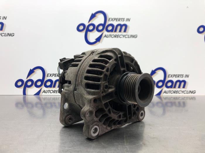 Used Dynamo Volkswagen Polo III (6N2) 1.4 16V 75 Price € 40,00 Margin scheme offered by Gebr Opdam B.V.