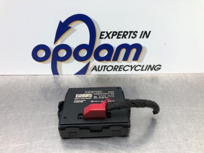 Używane Modul gateway Audi A3 Sportback (8VA/8VF) 1.4 TFSI 16V e-tron Cena € 45,00 Procedura marży oferowane przez Gebr Opdam B.V.