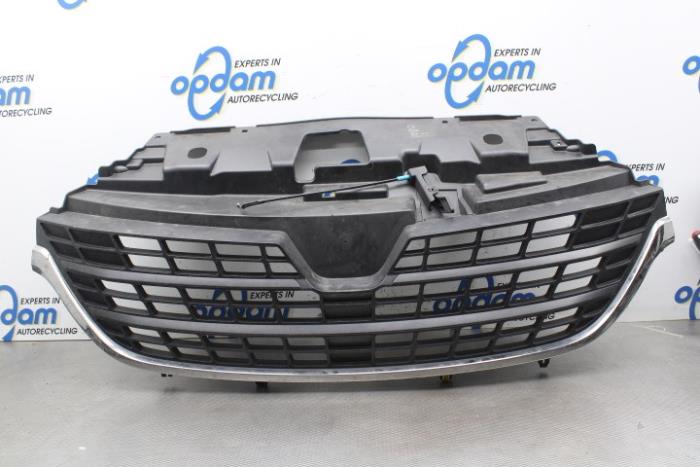 Begagnade Grill Fiat Talento Pris € 150,00 Marginaltabell erbjuds av Gebr Opdam B.V.