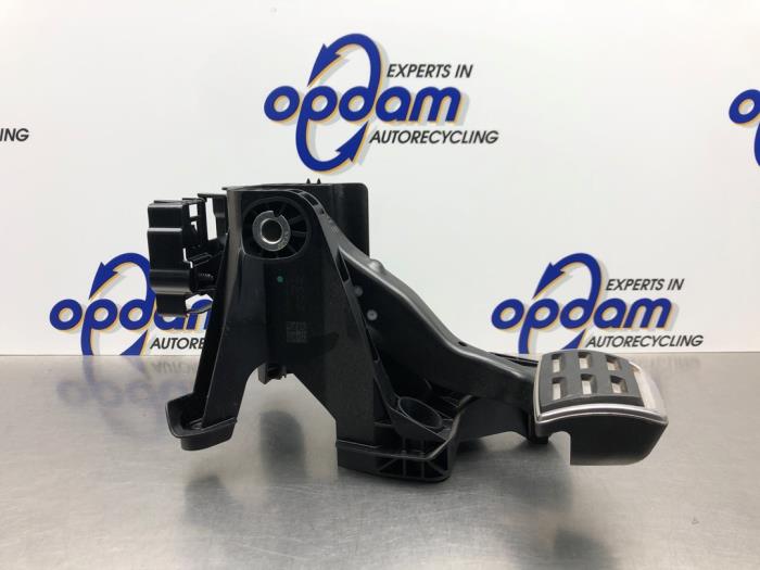Używane Pedal hamulca Seat Leon (5FB) 2.0 TSI Cupra 300 16V Cena € 68,00 Procedura marży oferowane przez Gebr Opdam B.V.