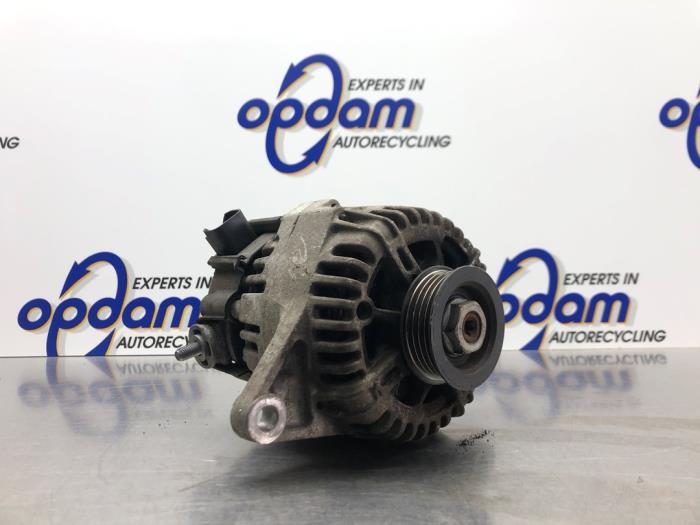 Gebrauchte Dynamo Nissan Micra (K12) 1.2 16V Preis € 45,00 Margenregelung angeboten von Gebr Opdam B.V.