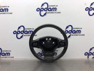 Używane Kierownica Opel Corsa D 1.2 ecoFLEX Cena € 75,00 Procedura marży oferowane przez Gebr Opdam B.V.