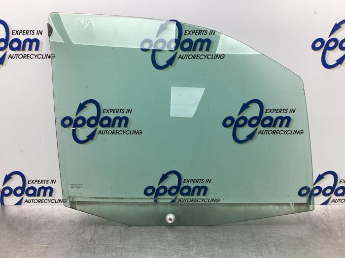 Usados Ventanilla de puerta de 2 puertas derecha Citroen Jumpy (BS/BT/BY/BZ) 1.9Di Precio € 27,00 Norma de margen ofrecido por Gebr Opdam B.V.