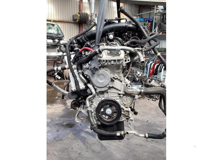 Motor van een Jeep Renegade (BU) 1.5 T e-Hybrid 16V 2022