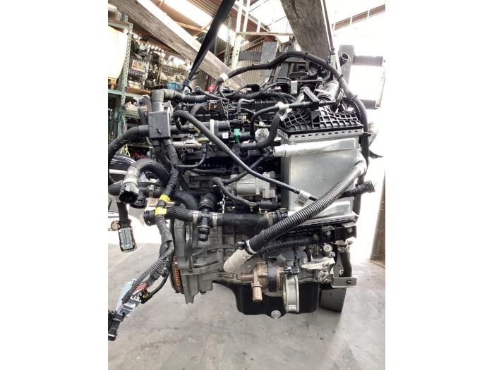Motor van een Jeep Renegade (BU) 1.5 T e-Hybrid 16V 2022