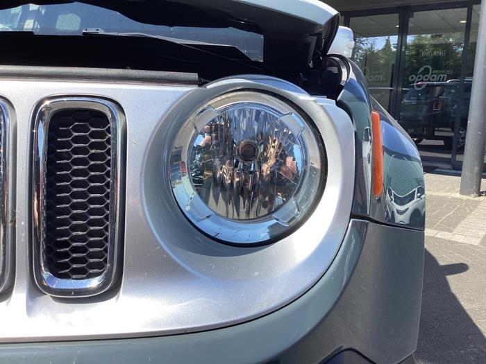 Używane Reflektor lewy Jeep Renegade (BU) 1.4 Multi Air 16V Cena € 150,00 Procedura marży oferowane przez Gebr Opdam B.V.