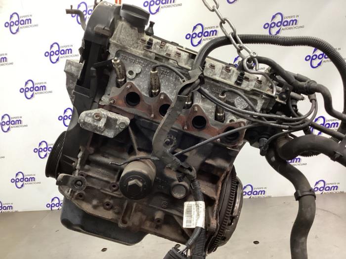 Engine Volkswagen Fox 1.4 16V - 030100037A BKR - Gebr Opdam B.V.