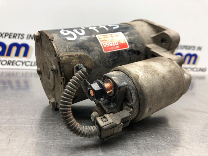 Startmotor från en Hyundai i10 (F5) 1.1i 12V 2009