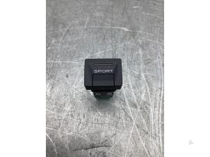 Usados Interruptor (varios) Peugeot 3008 II (M4/MC/MJ/MR) 1.6 16V PureTech 180 Precio € 10,00 Norma de margen ofrecido por Gebr Opdam B.V.