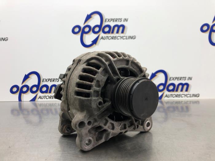 Usagé Dynamo Volkswagen Golf V (1K1) 2.0 FSI 16V Prix € 50,00 Règlement à la marge proposé par Gebr Opdam B.V.