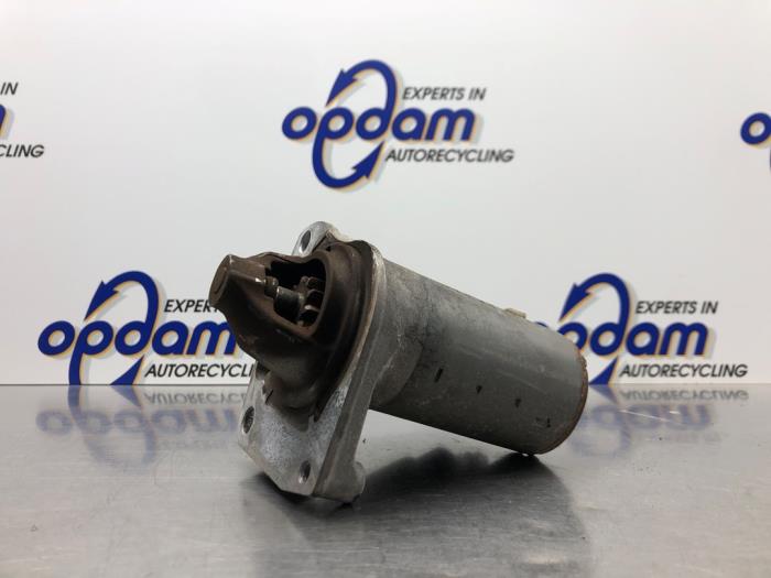 Begagnade Startmotor Peugeot 208 I (CA/CC/CK/CL) 1.0 Vti 12V PureTech Pris € 45,00 Marginaltabell erbjuds av Gebr Opdam B.V.