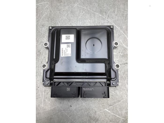 Used Engine management computer Volvo V60 II (ZW) 2.0 D3 16V Price € 125,00 Margin scheme offered by Gebr Opdam B.V.
