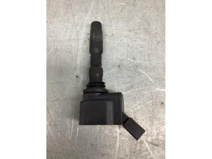Usagé Bobine Volkswagen Polo VI (AW1) 1.0 TSI 12V Prix € 15,00 Règlement à la marge proposé par Gebr Opdam B.V.