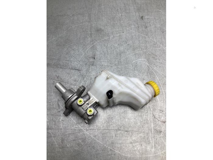 Used Master cylinder Fiat 500L (199) 1.3 D 16V Multijet Price € 90,00 Margin scheme offered by Gebr Opdam B.V.