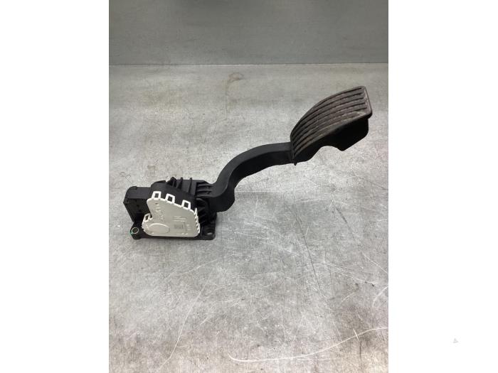 Begagnade Gaspedalsensor Fiat 500L (199) 1.3 D 16V Multijet Pris € 25,00 Marginaltabell erbjuds av Gebr Opdam B.V.
