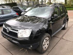Usagé Carrosserie coin avant gauche Dacia Duster (HS) 1.6 16V Prix sur demande proposé par Gebr Opdam B.V.