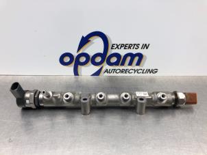 Usados Sensor de presión de combustible Volkswagen Polo V (6R) Precio € 125,00 Norma de margen ofrecido por Gebr Opdam B.V.