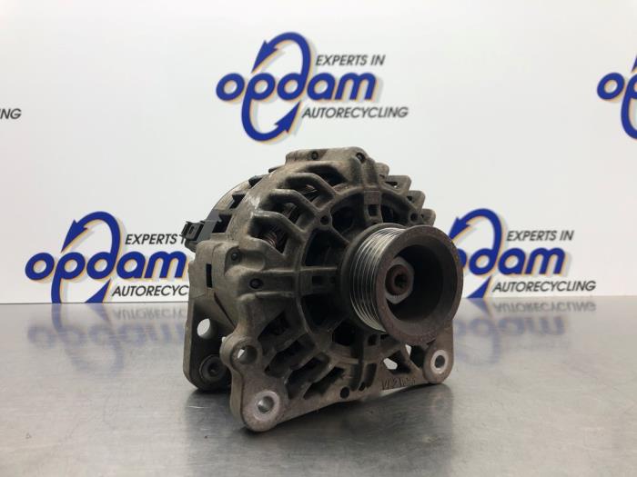 Used Dynamo Seat Leon (1M1) 1.8 20V Price € 45,00 Margin scheme offered by Gebr Opdam B.V.