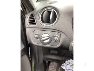 Begagnade Ljusbrytare Ford S-Max (GBW) 2.0 Ecoboost 16V Pris € 50,00 Marginaltabell erbjuds av Gebr Opdam B.V.