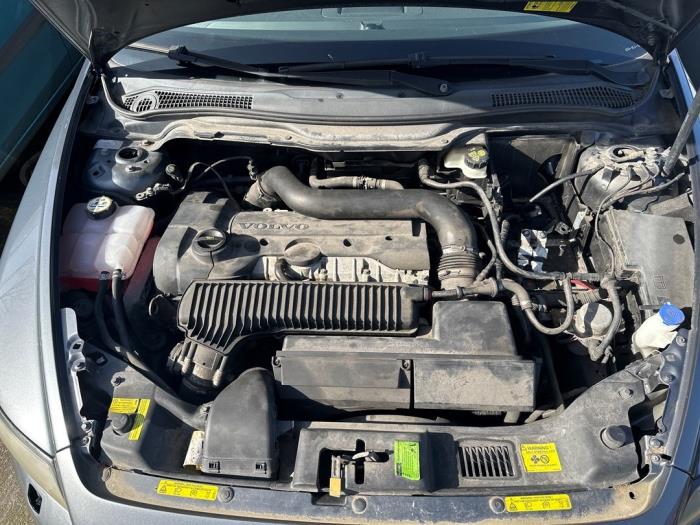 Usagé Bloc ABS Volvo V50 (MW) 2.5 T5 20V AWD Prix € 90,00 Règlement à la marge proposé par Gebr Opdam B.V.