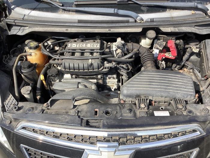 Używane Panel przedni Chevrolet Spark (M300) 1.0 16V Bifuel Cena € 45,00 Procedura marży oferowane przez Gebr Opdam B.V.