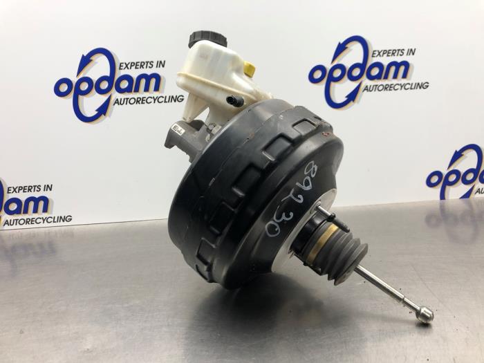 Usagé Servo frein Opel Insignia Sports Tourer 1.4 Turbo 16V Ecotec Prix € 112,00 Règlement à la marge proposé par Gebr Opdam B.V.