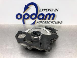 Usados Bomba de vacío (diésel) Volkswagen Polo V (6R) 1.2 TDI 12V BlueMotion Precio € 50,00 Norma de margen ofrecido por Gebr Opdam B.V.