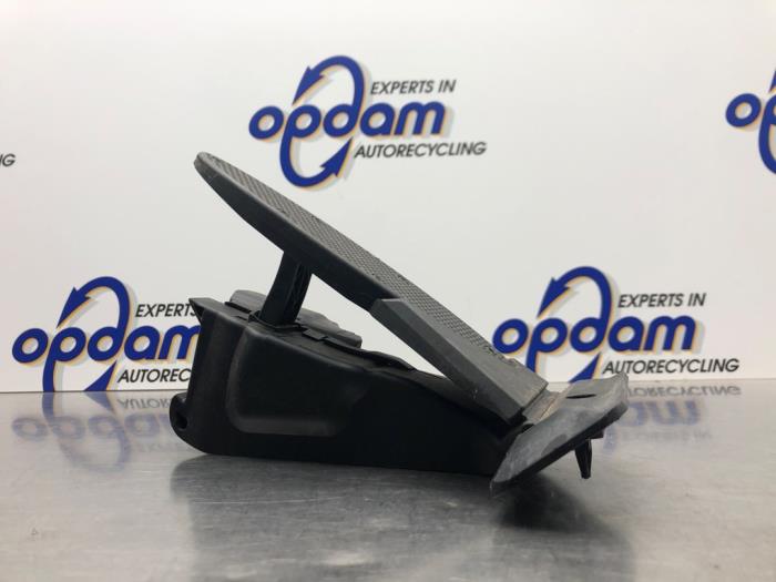 Używane Pedal gazu Mini Mini (F55) 1.5 12V Cooper Cena € 45,00 Procedura marży oferowane przez Gebr Opdam B.V.