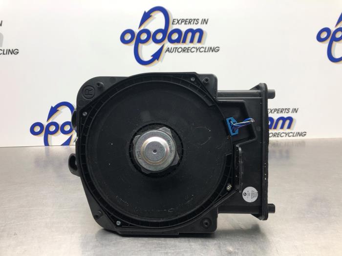 Używane Subwoofer Mini Mini (F55) 1.5 12V Cooper Cena € 45,00 Procedura marży oferowane przez Gebr Opdam B.V.
