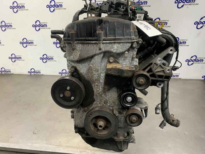 Usagé Moteur Kia Carens III (FG) 2.0i CVVT 16V Prix € 1.125,00 Règlement à la marge proposé par Gebr Opdam B.V.