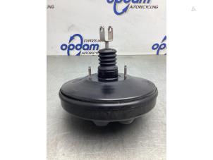 Usados Cilindro freno principal BMW 2 serie Active Tourer (F45) 218d 2.0 TwinPower Turbo 16V Precio € 50,00 Norma de margen ofrecido por Gebr Opdam B.V.