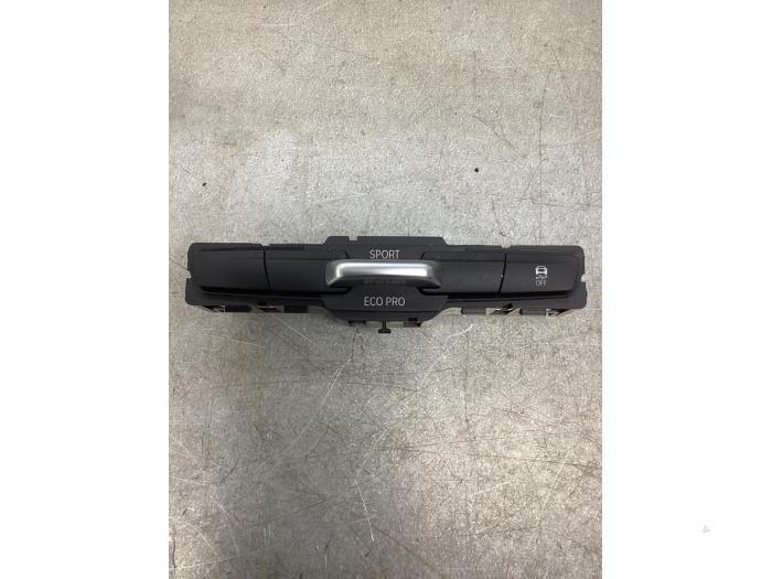 Usados Interruptor ESP BMW 2 serie Active Tourer (F45) 218d 2.0 TwinPower Turbo 16V Precio € 30,00 Norma de margen ofrecido por Gebr Opdam B.V.