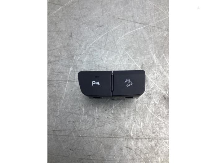 Usados Interruptor PDC Opel Mokka/Mokka X 1.4 Turbo 16V 4x2 Precio € 10,00 Norma de margen ofrecido por Gebr Opdam B.V.