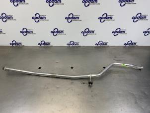 Usagé Echappement silencieux central Peugeot 206 (2A/C/H/J/S) 1.4 XR,XS,XT,Gentry Prix € 20,00 Règlement à la marge proposé par Gebr Opdam B.V.