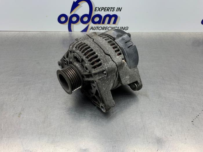 Begagnade Dynamo Nissan Micra (K11) 1.3 LX,SLX 16V Pris € 45,00 Marginaltabell erbjuds av Gebr Opdam B.V.