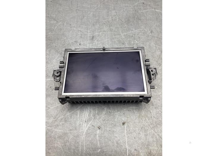 Begagnade Innerdisplay Mercedes E Estate (S212) E-350 CGI V6 24V Pris € 175,00 Marginaltabell erbjuds av Gebr Opdam B.V.