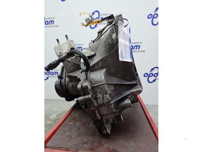 Getriebe van een Ford B-Max (JK8) 1.0 EcoBoost 12V 100 2013