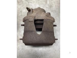 Usados Pinza de freno derecha delante Volkswagen Polo V (6R) 1.2 TDI 12V BlueMotion Precio € 30,00 Norma de margen ofrecido por Gebr Opdam B.V.
