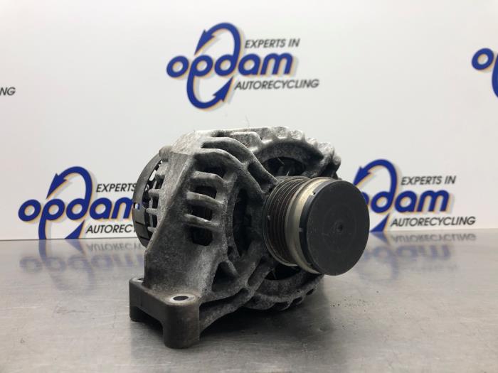 Begagnade Dynamo Fiat Punto III (199) 0.9 TwinAir Pris € 90,00 Marginaltabell erbjuds av Gebr Opdam B.V.