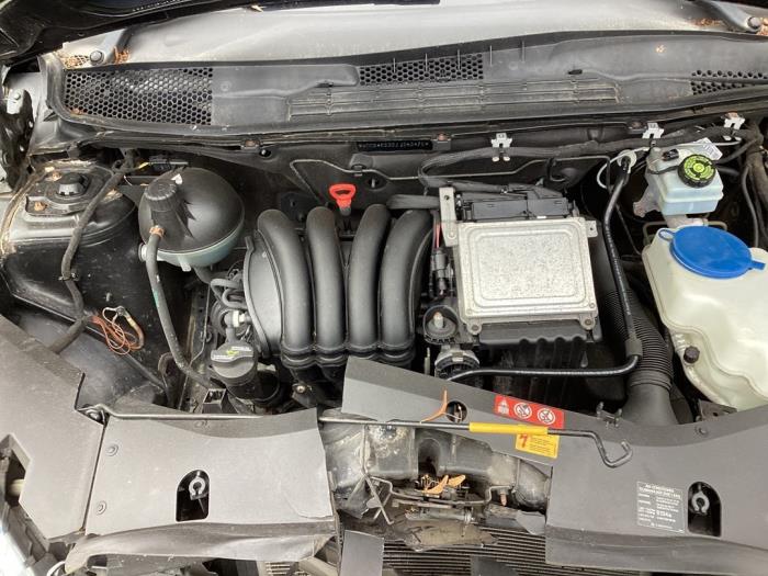 Używane Pompa ABS Mercedes B (W245) 1.7 B-170 16V Cena € 125,00 Procedura marży oferowane przez Gebr Opdam B.V.