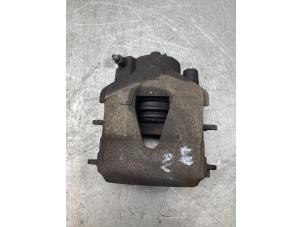 Usados Pinza de freno derecha delante Volkswagen Polo V (6R) 1.2 TDI 12V BlueMotion Precio € 30,00 Norma de margen ofrecido por Gebr Opdam B.V.