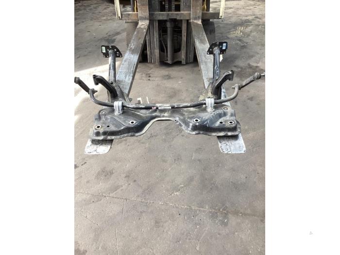 Used Subframe Jeep Renegade (BU) 1.5 T e-Hybrid 16V Price € 475,00 Margin scheme offered by Gebr Opdam B.V.
