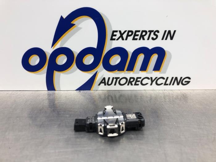 Begagnade Regnsensor Audi A3 Sportback (8VA/8VF) 1.0 TFSI 12V Pris € 50,00 Marginaltabell erbjuds av Gebr Opdam B.V.