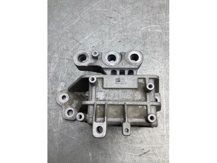 Usagé Support moteur Jeep Renegade (BU) 1.5 T e-Hybrid 16V Prix € 70,00 Règlement à la marge proposé par Gebr Opdam B.V.