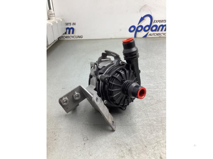 Begagnade Vattenpump Jeep Renegade (BU) 1.5 T e-Hybrid 16V Pris € 150,00 Marginaltabell erbjuds av Gebr Opdam B.V.